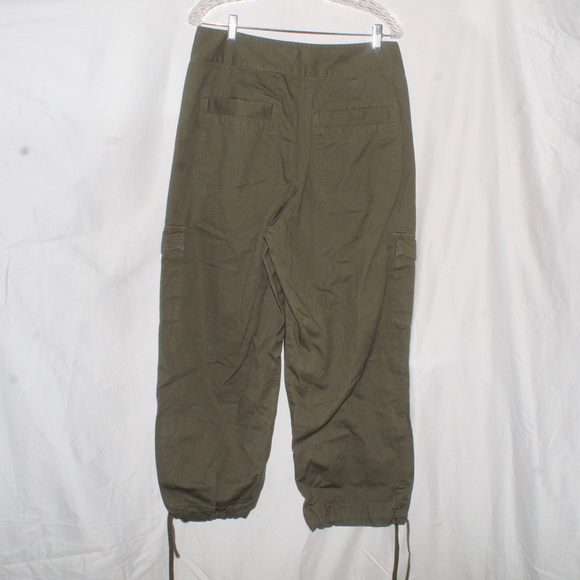 Venus Woman’s Olive Green Cargo Tie-Hem Utility Crop Pants — Size 14 - Picture 10 of 12